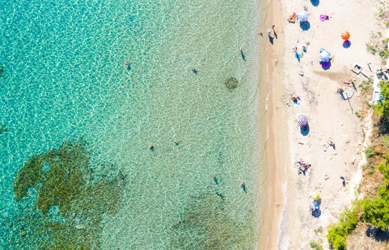Light Blue Hotel Nea Kallikrateia Luaran gambar