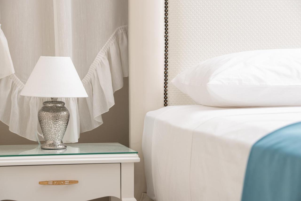 Light Blue Hotel Nea Kallikrateia Luaran gambar