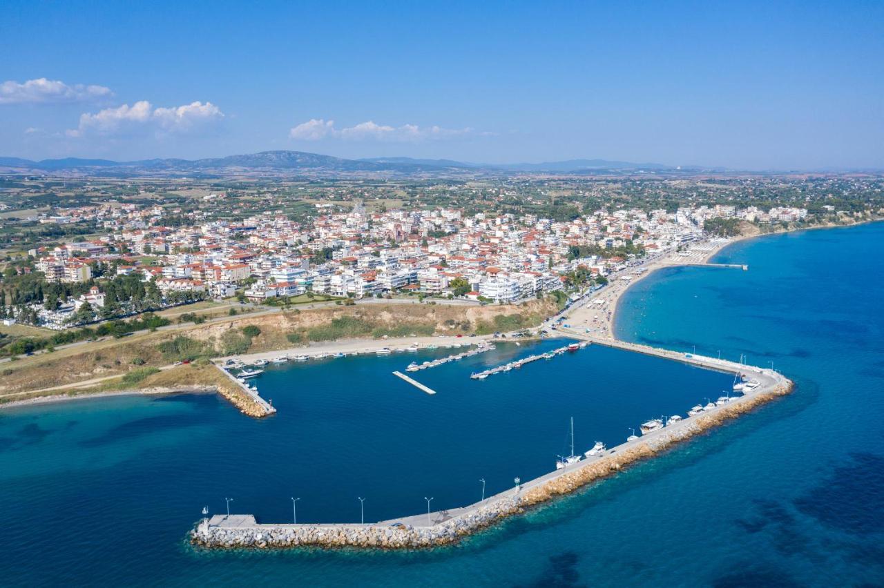 Light Blue Hotel Nea Kallikrateia Luaran gambar