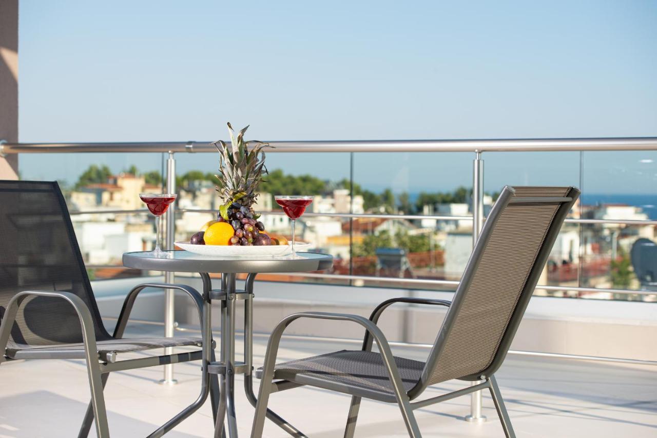 Light Blue Hotel Nea Kallikrateia Luaran gambar