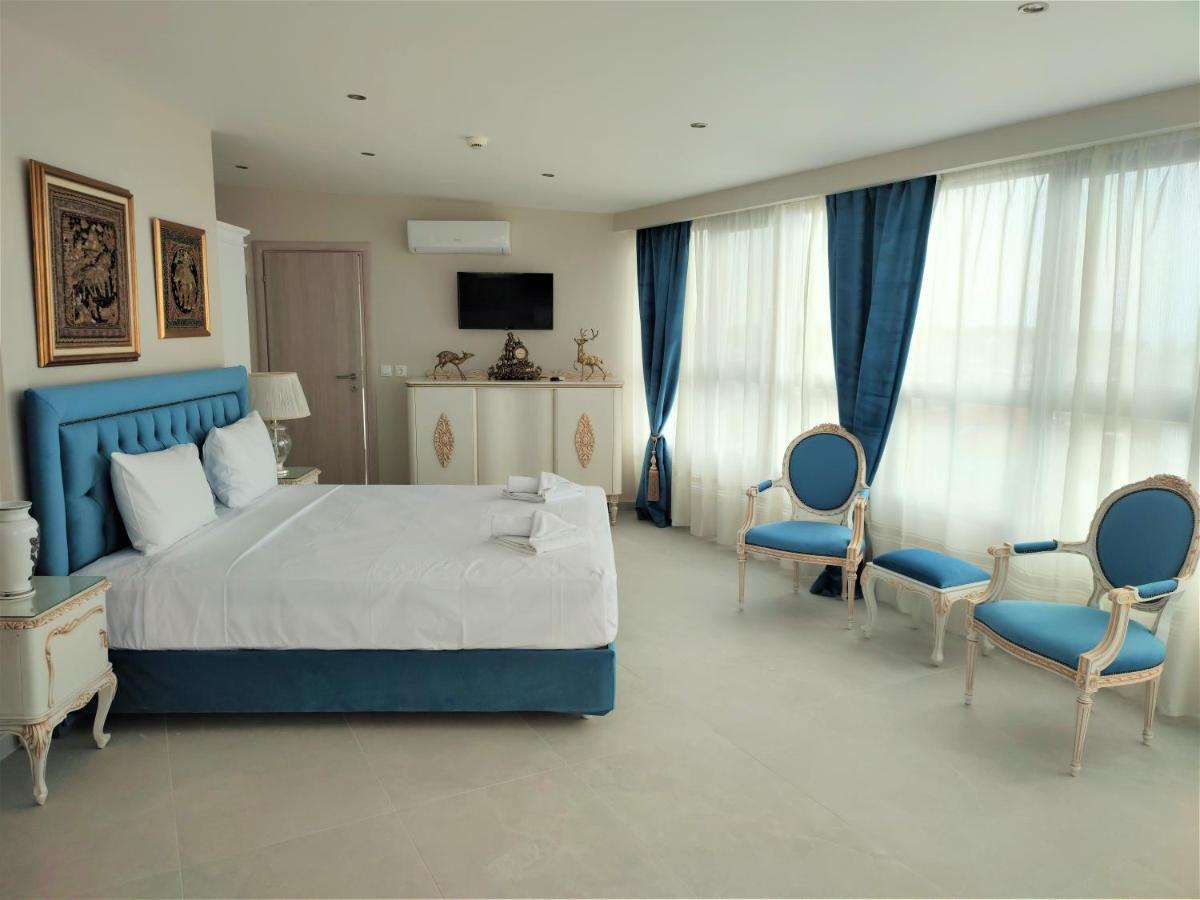 Light Blue Hotel Nea Kallikrateia Luaran gambar