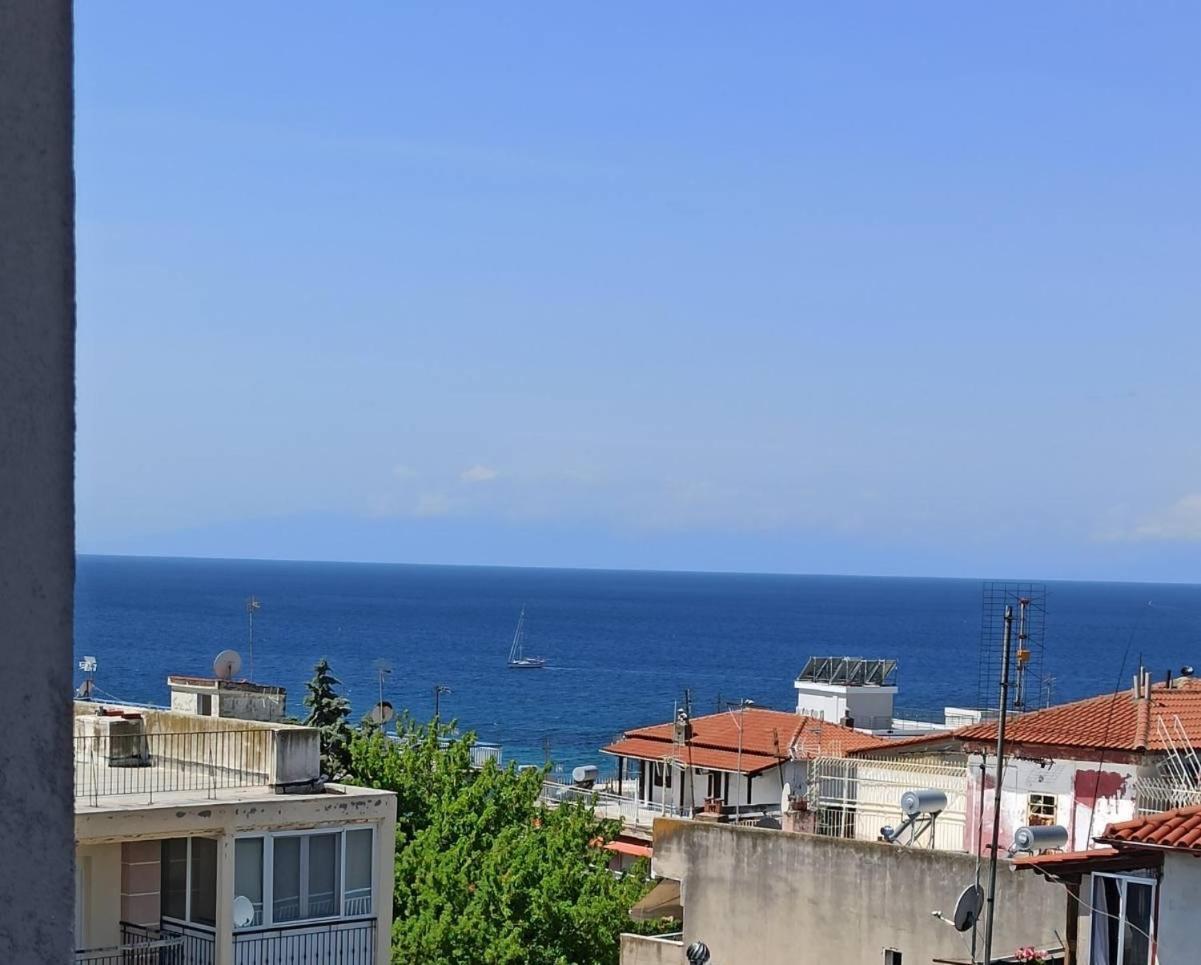 Light Blue Hotel Nea Kallikrateia Luaran gambar